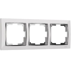 Рамка из поликарбоната Werkel Snabb на 3 поста Белый / Хром W0031901