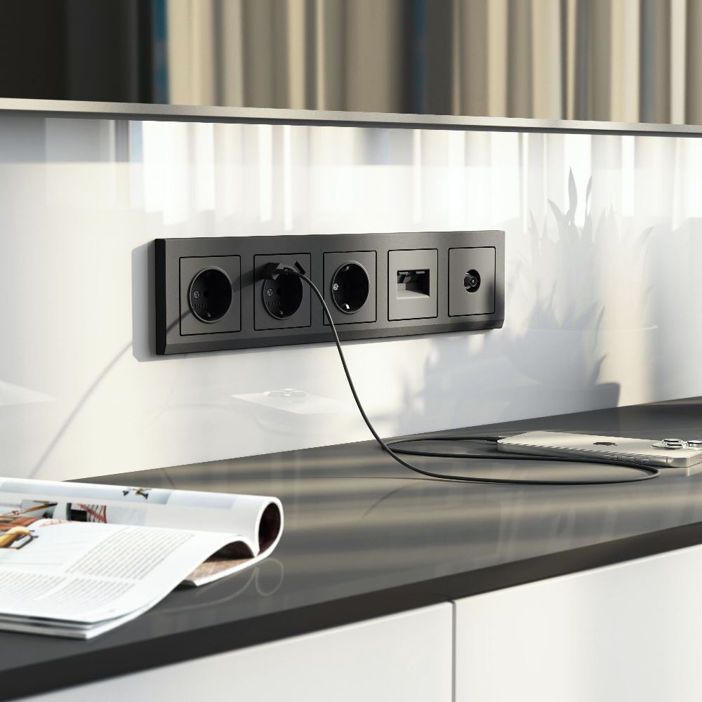 Рамка из поликарбоната Werkel Stark на 5 постов Графит матовый W0051864 — изображение 2