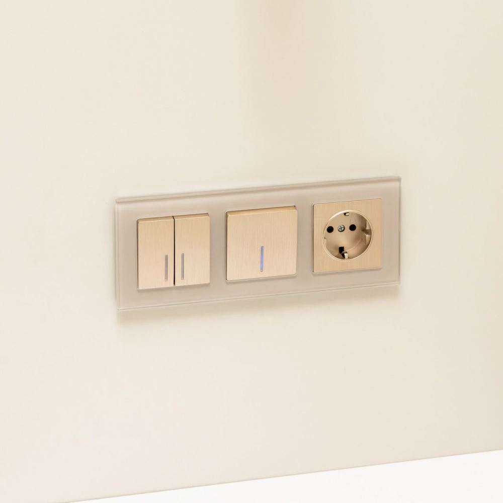 Выключатель одноклавишный встраиваемый Werkel с подсветкой Шампань рифленый W1110110 — изображение 3