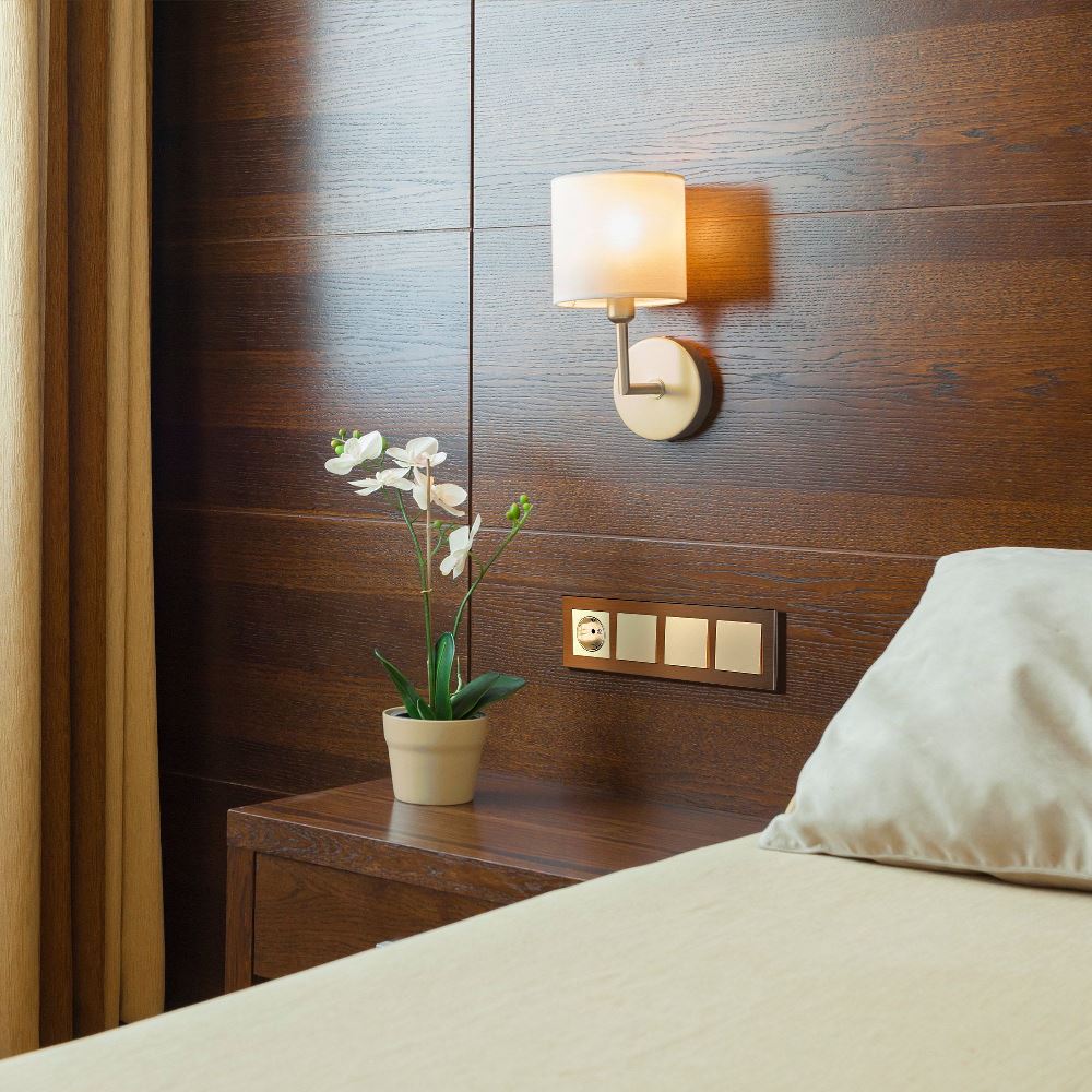 Розетка встраиваемая Werkel с заземлением Шампань W1171011 — изображение 3