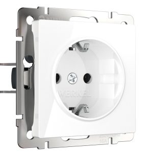 Розетка встраиваемая Werkel с заземлением, безвинтовой зажим Белый W1171301
