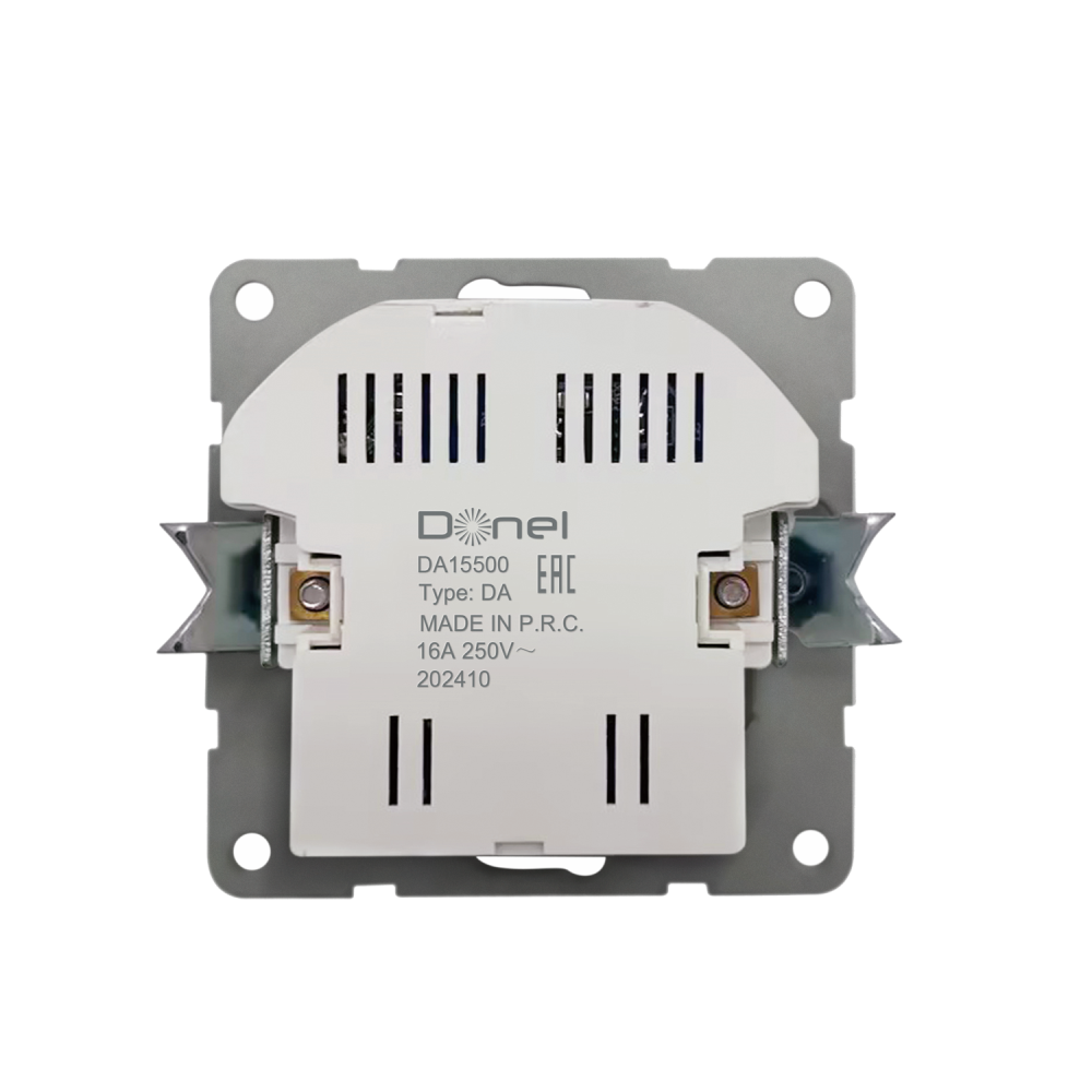 Розетка встраиваемая Donel R98 с заземлением и шторками + зарядка USB A+C 20W Коралл матовый DA15500-DA22245 — изображение 5